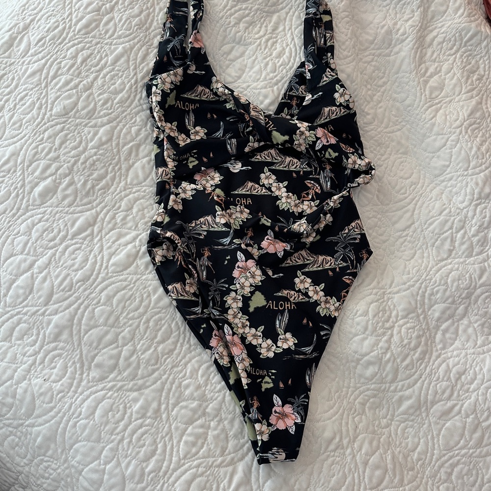 Skatie Chloe one piece in Aloha print
